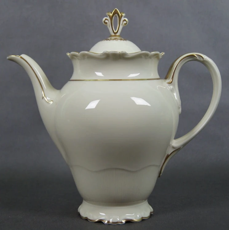 Unikatowy dzbanek - imbryk model Kavalier - porcelana Sorau - Żary