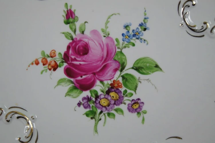 Porcelana z wytwórni Plaue - Wytworna duża patera ręcznie wykonane dekoracje