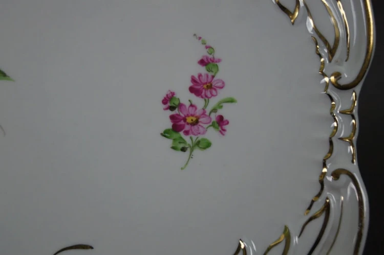 Porcelana z wytwórni Plaue - Wytworna duża patera ręcznie wykonane dekoracje