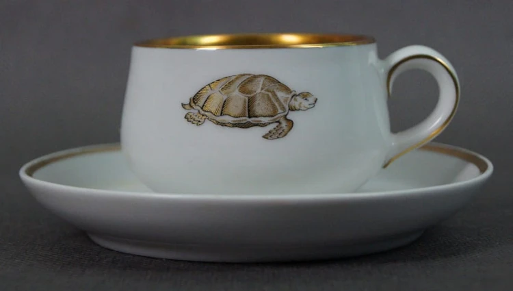 Wyzłocona filiżanka ze spodkiem do espresso porcelana Schönwald 2