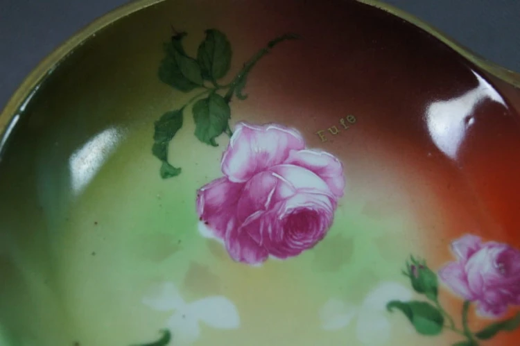 Porcelana z Tiefenfurt unikatowa patera w róże - K. Steinmann