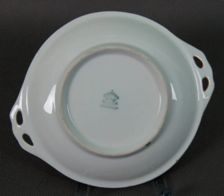 Porcelana z Tiefenfurt unikatowa patera w róże - K. Steinmann