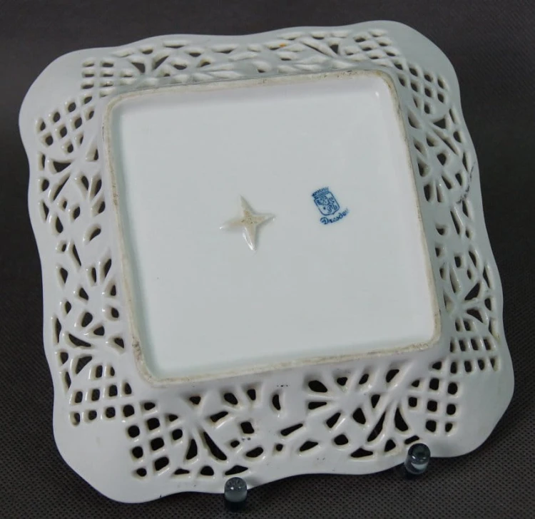 Porcelana z Tiefenfurt unikatowa patera w róże - K. Steinmann