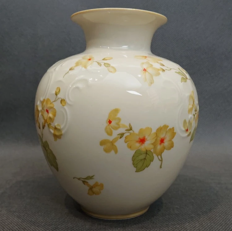 Porcelana Carstens - Sorau - Żary - wazon polne kwiaty