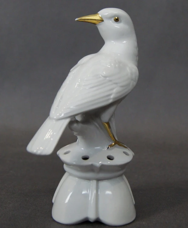 Biała figurka ptaszka - porcelana Neue Tettau