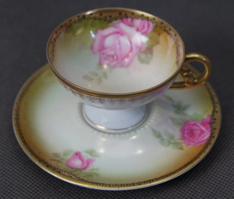 Bajeczne róże - filiżanka dla kolekcjonera - porcelana Rudolstadt Straus & Söhne