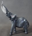 Duża figurka słonia - Porcelanowa piękność Wagner & Apel