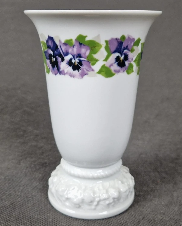 Porcelanowy wazon - Rosenthal Maria bratki