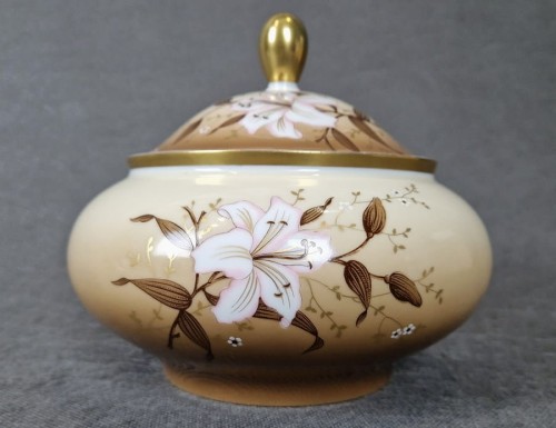 Duża porcelanowa bomboniera - Johann Seltmann