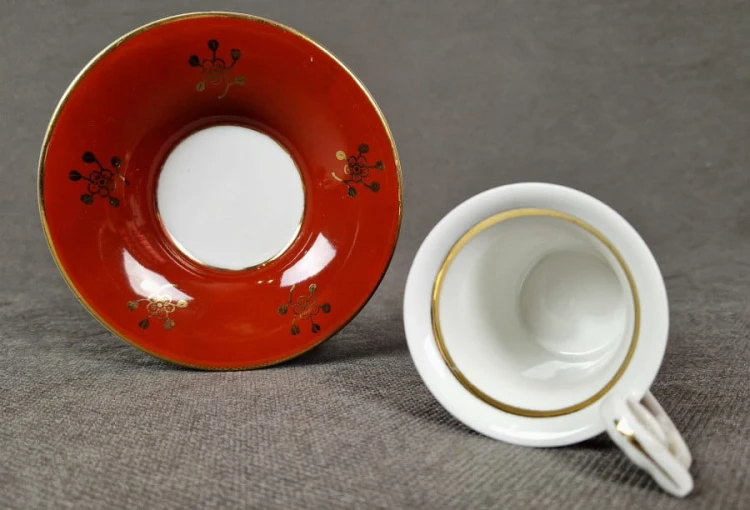 Ceglasta filiżanka ze spodkiem do espresso - Bremer i Schmidt
