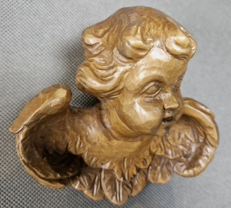 Rzeźba w drewnie - Putto aniołek