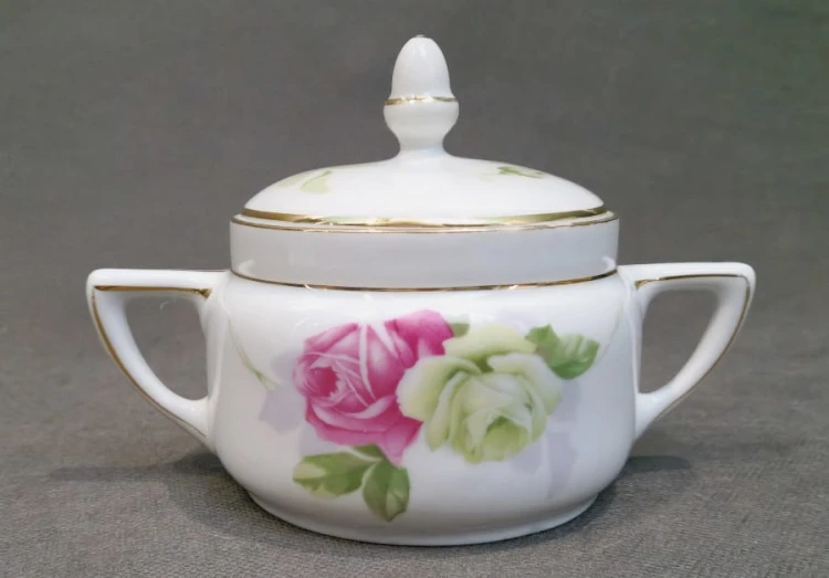 Rosenthal Sylvia - Cukierniczka w pastelowe róże