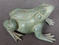 Żaba na szczęście - duża figurka z brązu