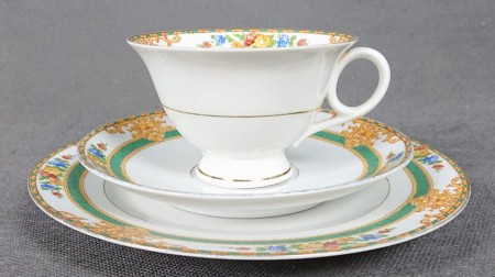 Dekoracyjny zestaw śniadaniowy - znana porcelana Schumann