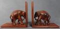 Podpórki drewniane pod książki - rzeźba ze słoniami