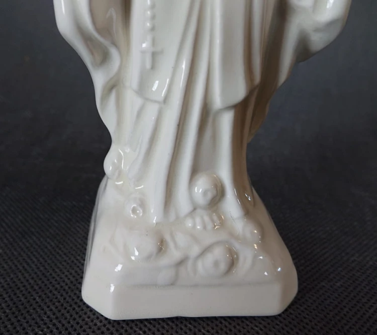 Madonna - Figurka z ceramiki - Porcelana Goebel