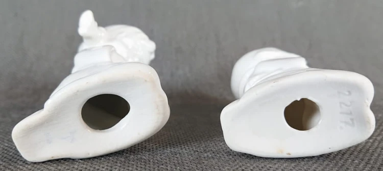 Modlące się dzieci - Dwie figurki z porcelany
