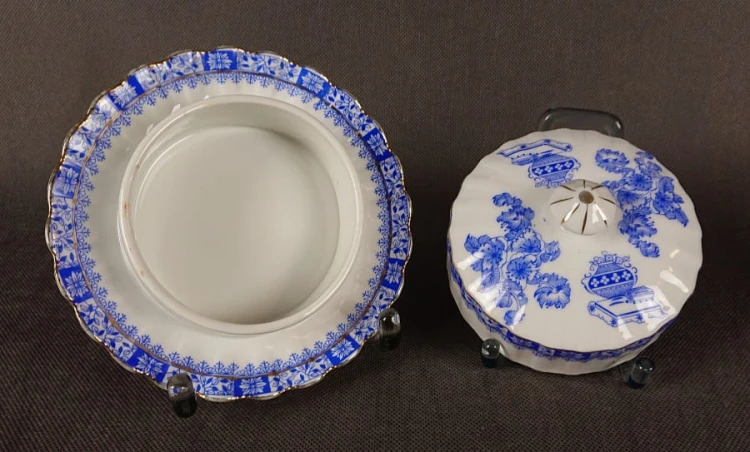 Okrągła maselniczka China Blau - Przedwojenna porcelana