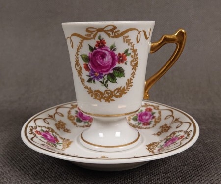 Różana filiżanka ze spodkiem do espresso - Porcelana Piesau