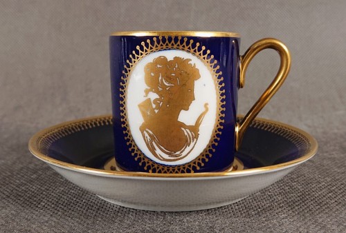 Urocze espresso z medalionem - porcelana Reichenbach