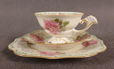 Śniadaniówka w róże - Porcelana Tillowitz