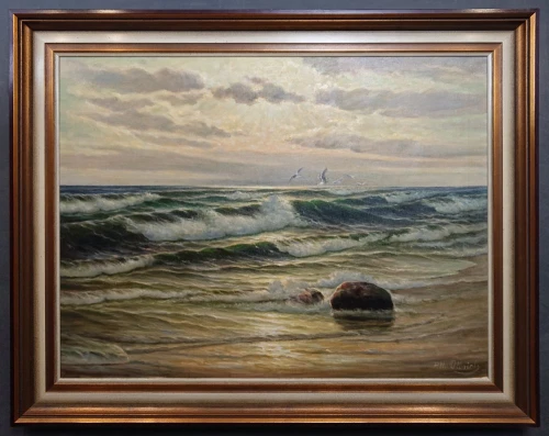 Pełny widok obrazu olejnego Paula Heinza Olbricha przedstawiającego wzburzone Morze Bałtyckie w złotej ramie.jpg