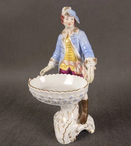 KPM Berlin – Porcelanowa Figura „Sprzedawca Ryb” | Unikatowa Scena Rodzajowa