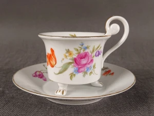 Ekskluzywna Filiżanka na Nóżkach Thomas Bavaria | Porcelanowy Majstersztyk