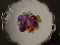 Duża patera porcelanowa ze śliwkami i malinami Tiefenfurt Silesia