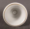 Wnętrze i złocony rant wazonu porcelanowego Lindner