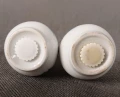 Spód przyprawników porcelanowych plastikowe zatyczki do napełniania