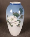 Wazon Royal Copenhagen motyw Apple Blossom wysokość 27,5 cm