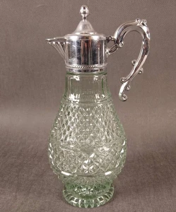 Szklany Dzbanek do Wody i Napojów | Modernistyczny Fason | Pojemność 1,5 l | Wysokość 31,5 cm
