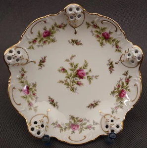 Porcelanowa Patera Rosenthal Moliere Moosrose  | Ażurowa Miseczka Kolekcjonerska z Motywem Róż | Złocona Porcelana Śnieżnobiała Vintage