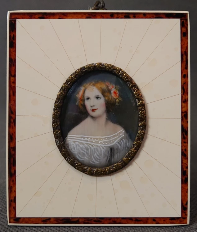 Miniatura portretowa Jenny Lind z lat 50. XX wieku – gwasz i akwarela na płytce celluloidowej w dekoracyjnej ramie