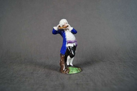 Mozart młody muzyk porcelanowa figurka