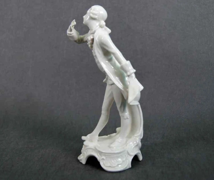 GOEBEL WYTWORNY PANICZ CUDOWNA FIGURA !!!