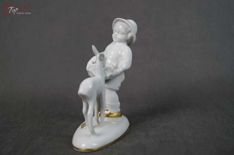 Porcelana Gerold .Figurka chłopca z sarenką. Okaz !!!