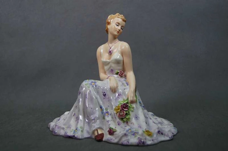 Royal Dux Deutschland Figura kobiety Art Deco