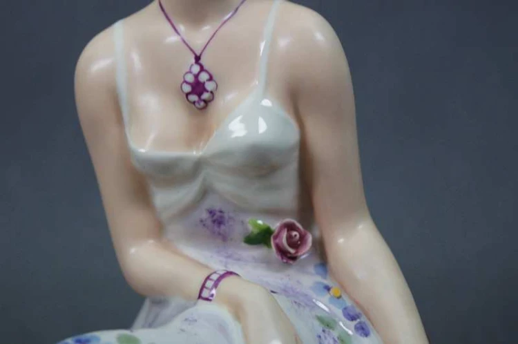 Royal Dux Deutschland Figura kobiety Art Deco