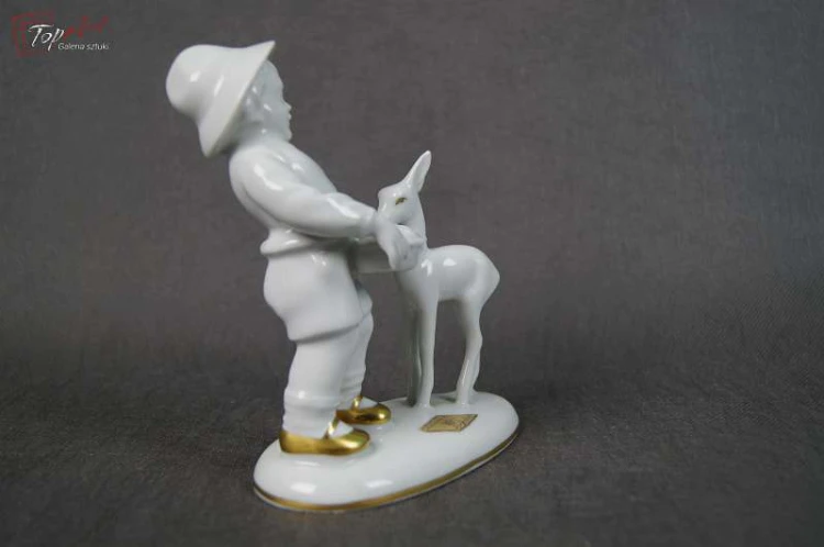 Porcelana Gerold .Figurka chłopca z sarenką. Okaz !!!