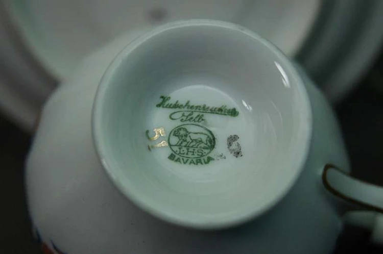 Hutschenreuther ukwiecona filiżanka do espresso
