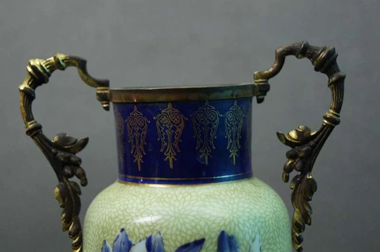 Secesja Irysy porcelana wazon okuty w brąz