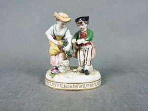 Unterweißbach cudowna figura z dziećmi Okaz !!!