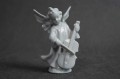 Biały aniołek z wiolonczelą porcelanowa figurka