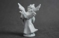 Biały aniołek z wiolonczelą porcelanowa figurka