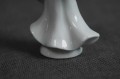 Biały aniołek z mandoliną porcelanowa figurka