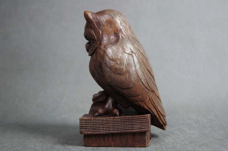 Mądra sowa figura rzeźba drewniana Polecam !!!
