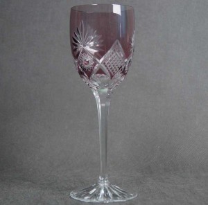 Wrzosowy wysoki piękny kielich do wina