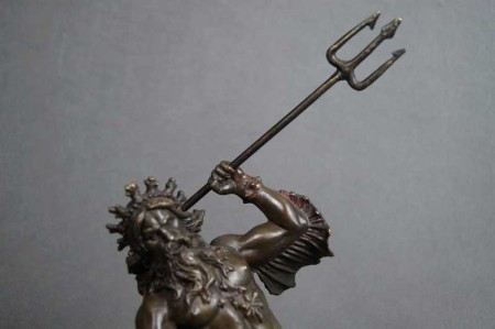 Neptun Posejdon figura brąz patynowany
